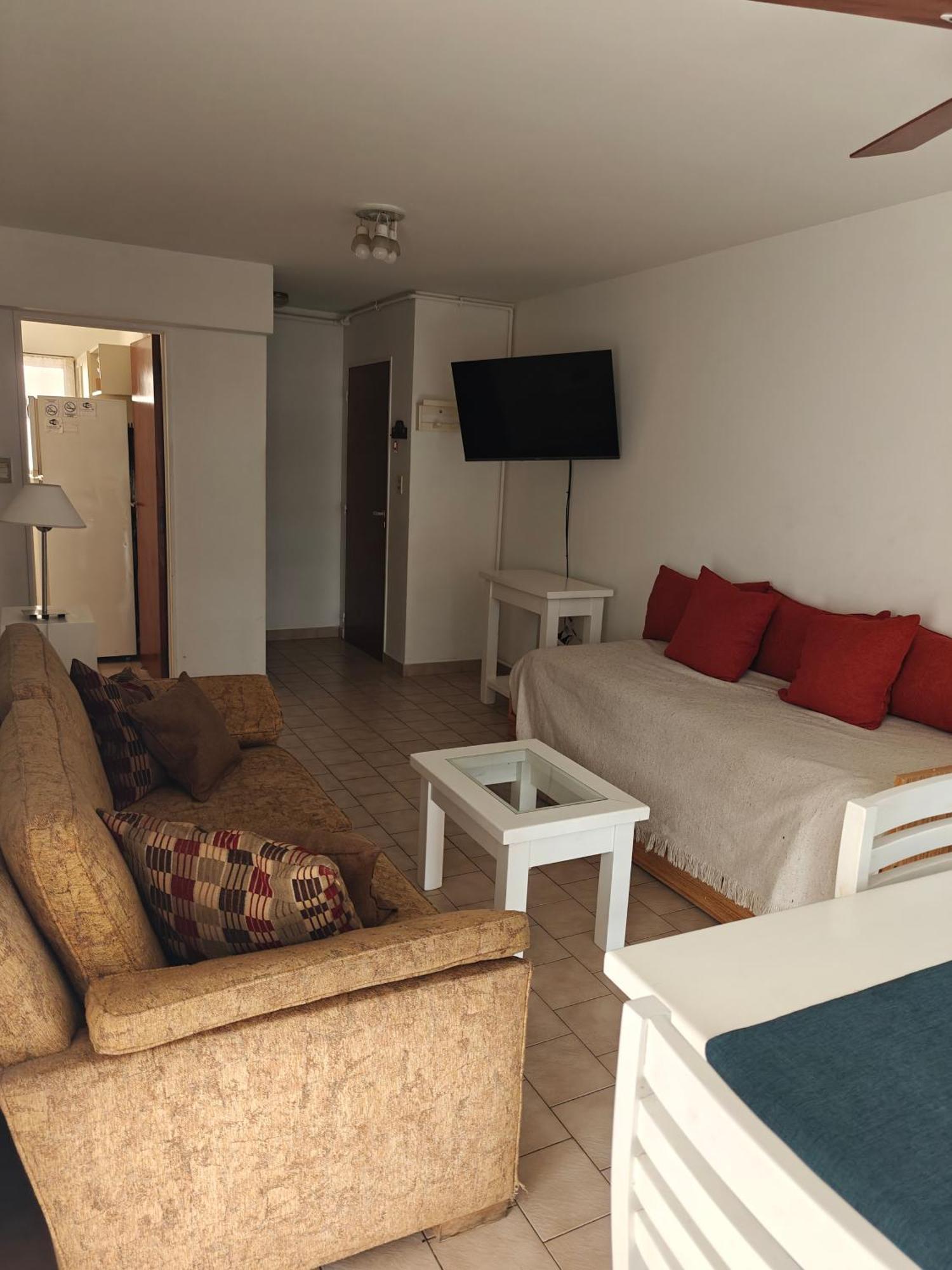 Departamento Amoblado En Pleno Centro, Con Cochera Bahía Blanca Eksteriør bilde