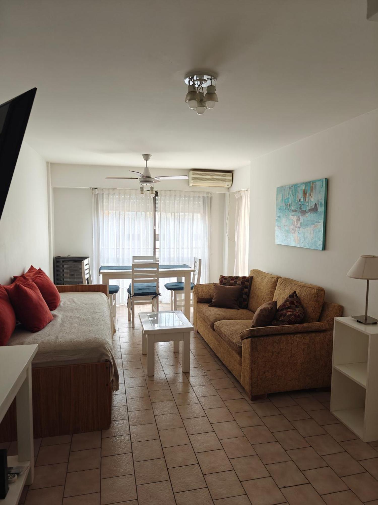 Departamento Amoblado En Pleno Centro, Con Cochera Bahía Blanca Eksteriør bilde