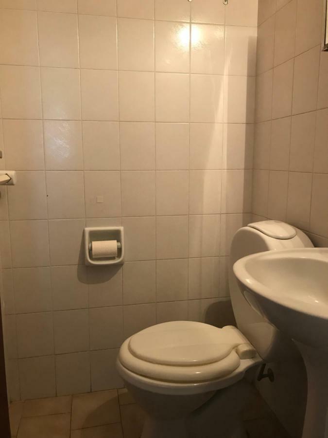 Departamento Amoblado En Pleno Centro, Con Cochera Bahía Blanca Eksteriør bilde